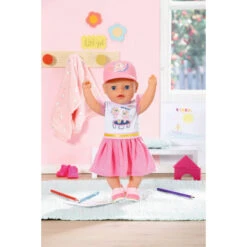 Zapf Creation BABY Born - Kindergarten Basecap Set - 36 Cm 9 Zapf Creation BABY Born - Kindergarten Basecap Set - 36 Cm -Spielzeug Aktionen Geschäft 245390 4001167834947 zapf babyborn kindergarten basecap set 36cm 03