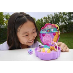MATTEL Polly Pocket - Süße Träume Cupcake Schatulle - Cupcake Bakery -Spielzeug Aktionen Geschäft 247130 194735109180 Mattel Polly Pocket Cupcake Bakery 02